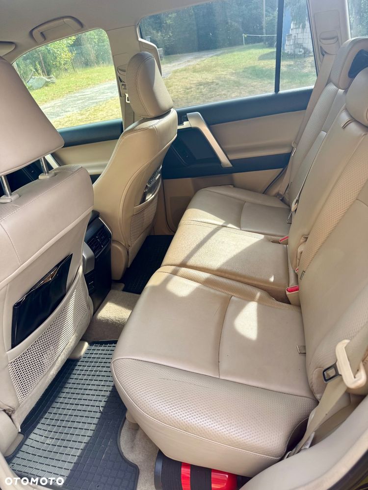 Toyota Land Cruiser LC 3.0 D-4D Prestige - 7