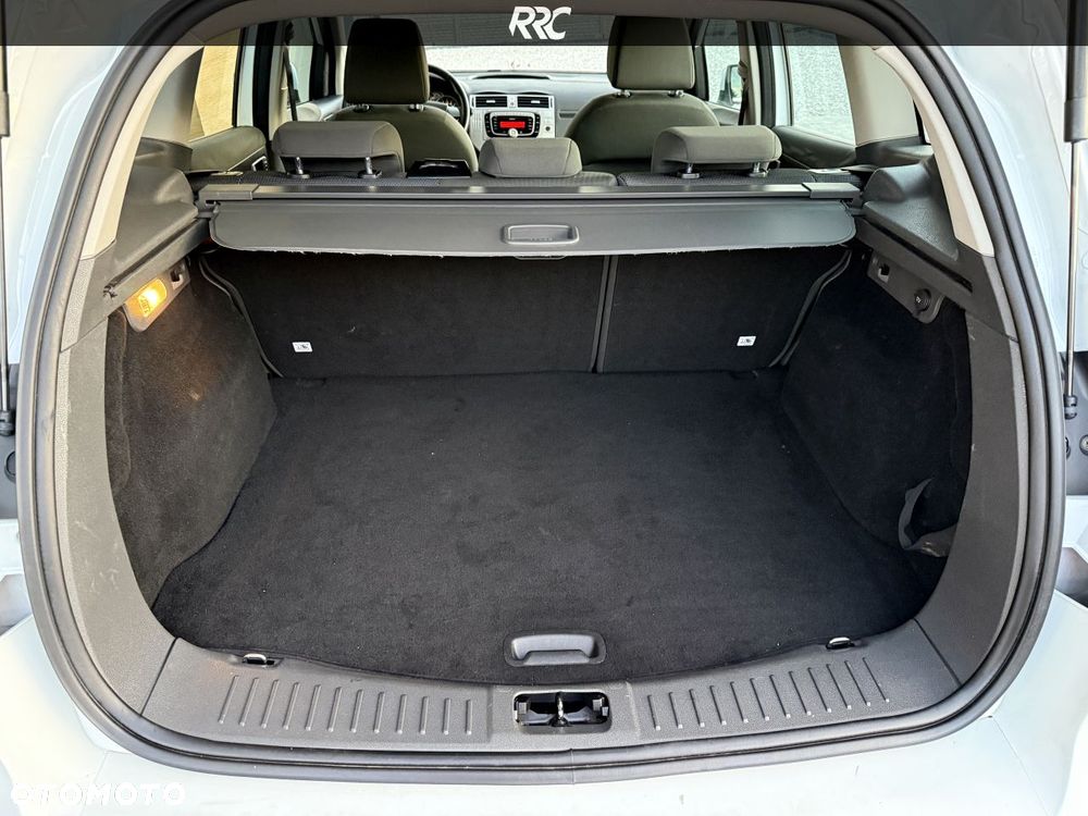 Ford Kuga 2.0 TDCi 4x4 Trend - 24