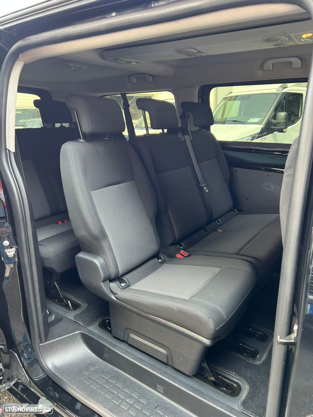 Opel Vivaro 1.5 CDTi L3H1 Essentia - 12