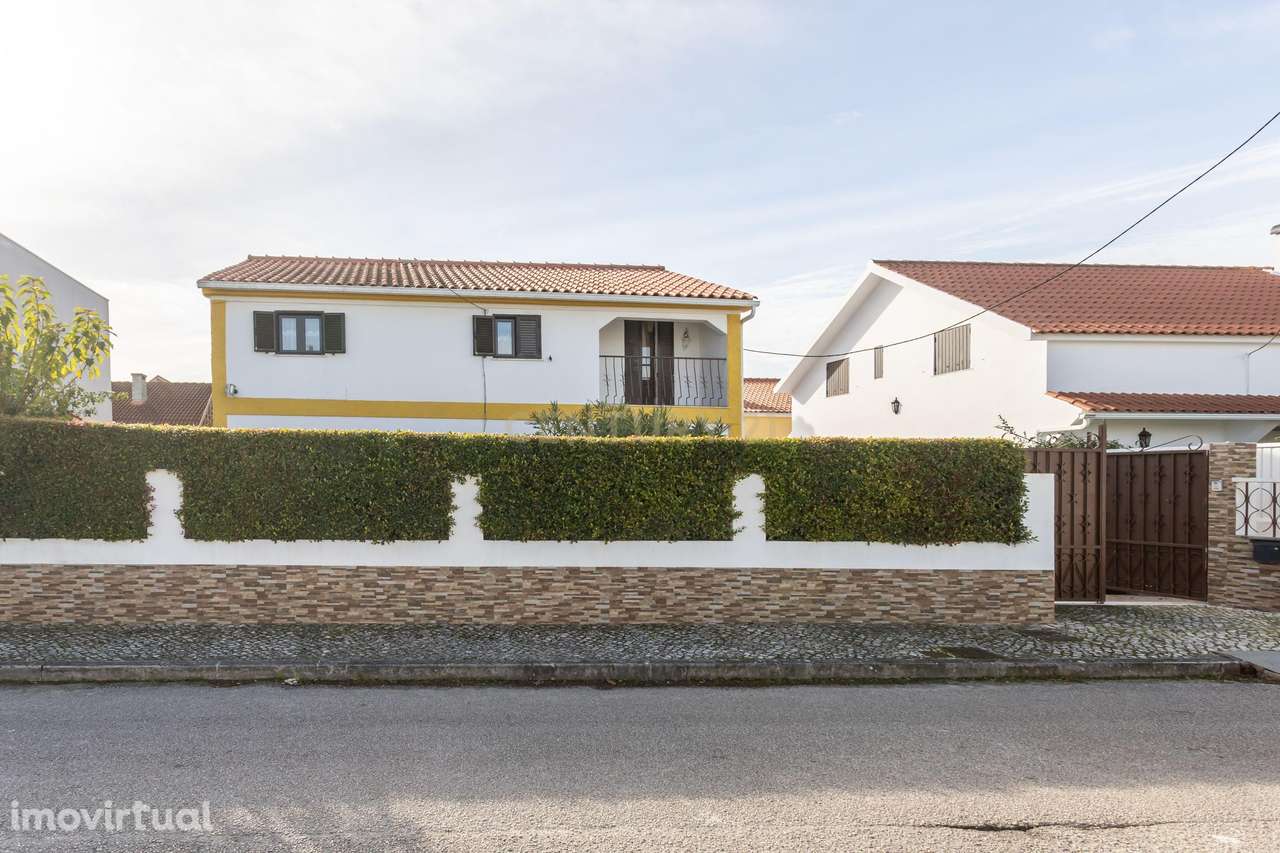 Moradia T5 na Aroeira, Charneca de Caparica, com processo de licenciam - Grande imagem: 5/13