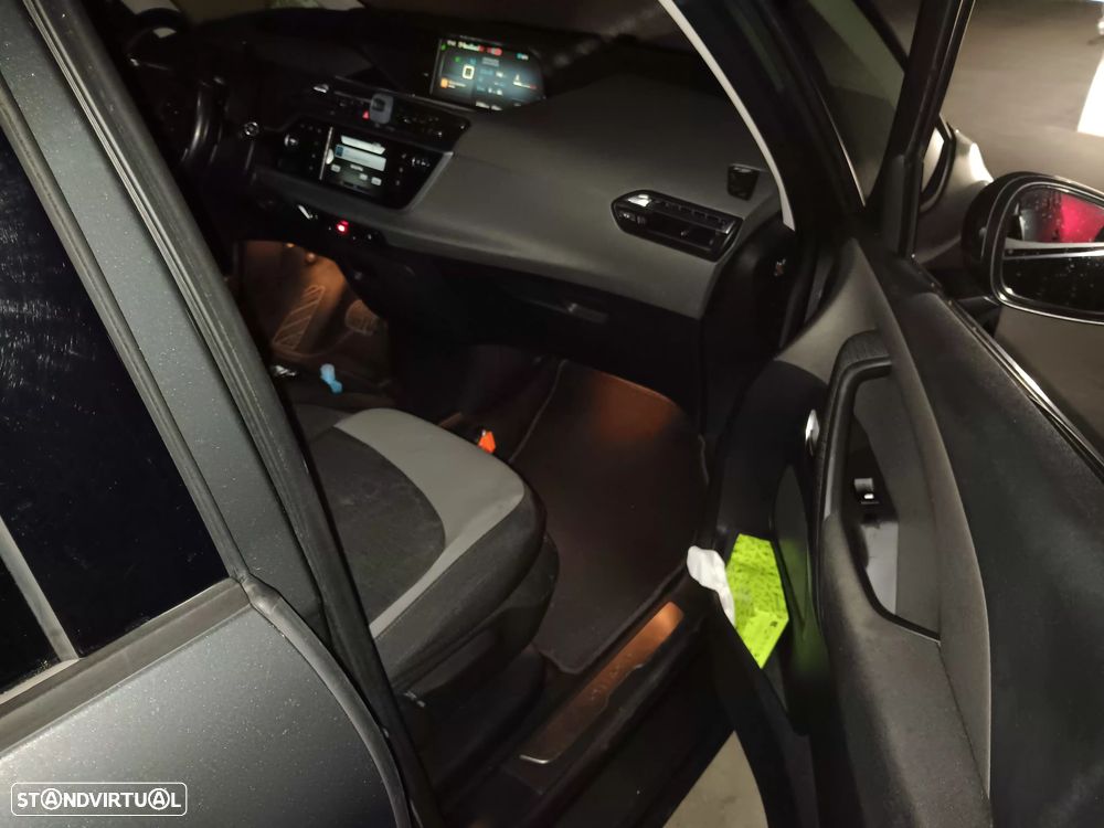 Citroën C4 Grand Picasso 1.6 e-HDi Intensive ETG6 - 8