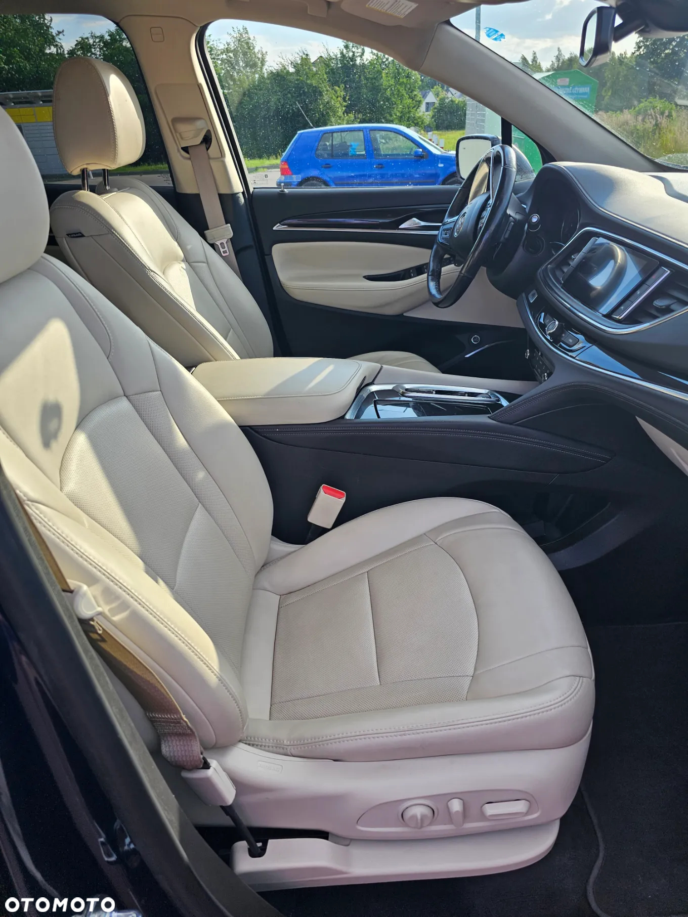 Buick Enclave - 34