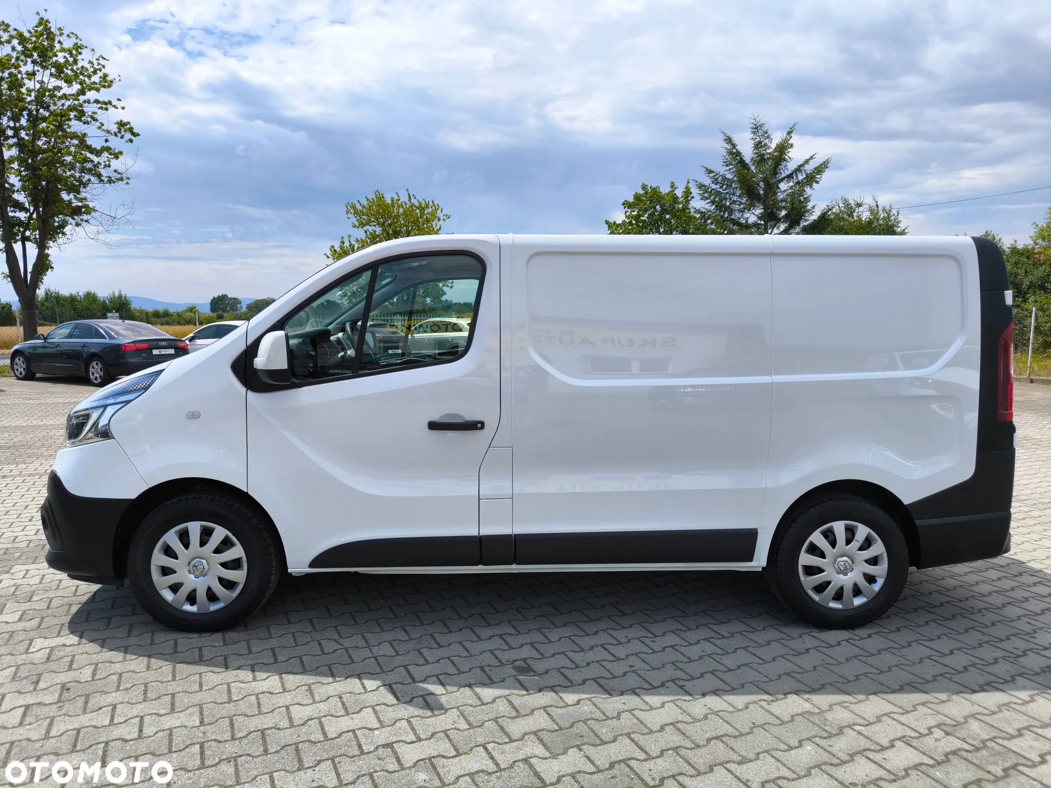 Renault Trafic - 2