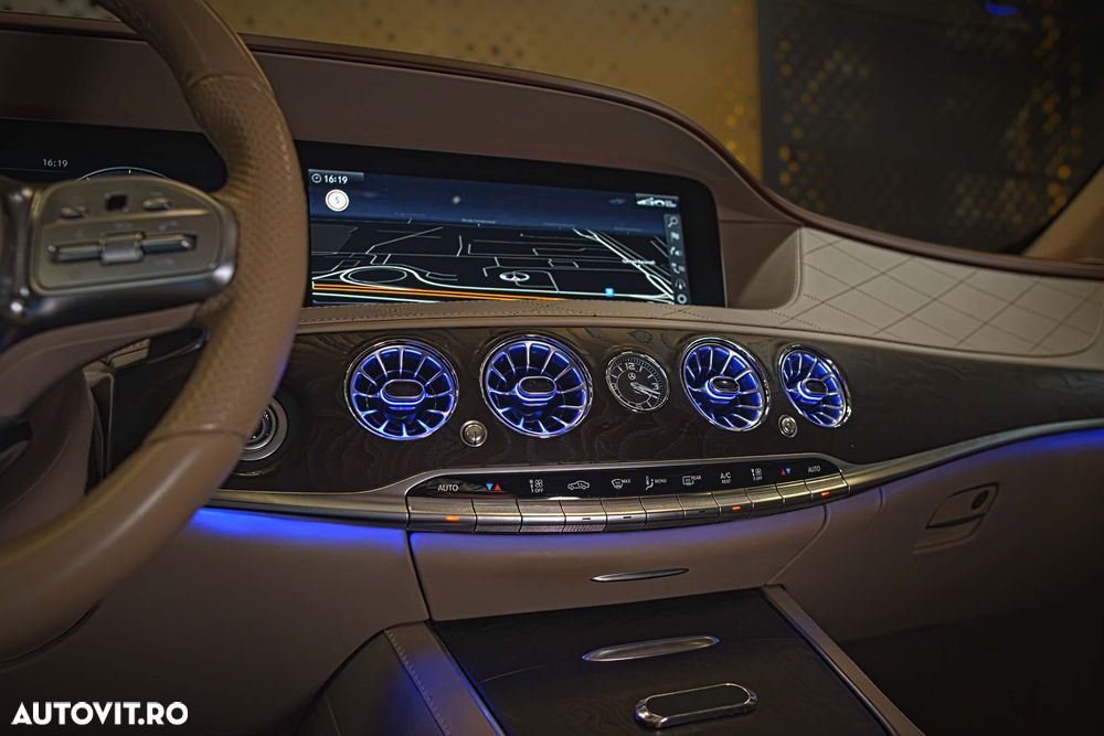 Mercedes-Benz S 450 4MATIC Long Aut. - 31