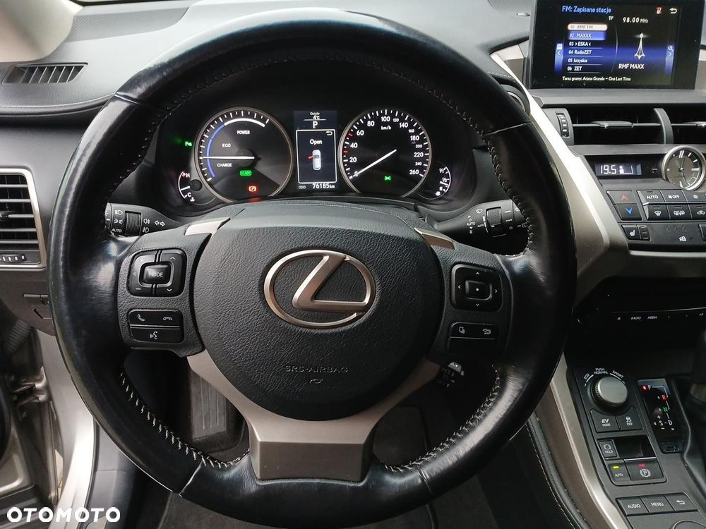 Lexus NX 300h Comfort AWD - 13