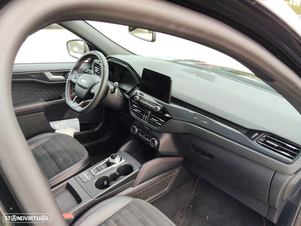 Ford Kuga 2.5 PHEV ST-Line X - 4