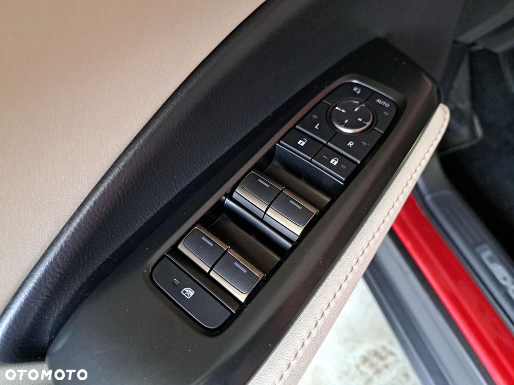 Lexus LBX 1.5 Hybrid Elegant - 34