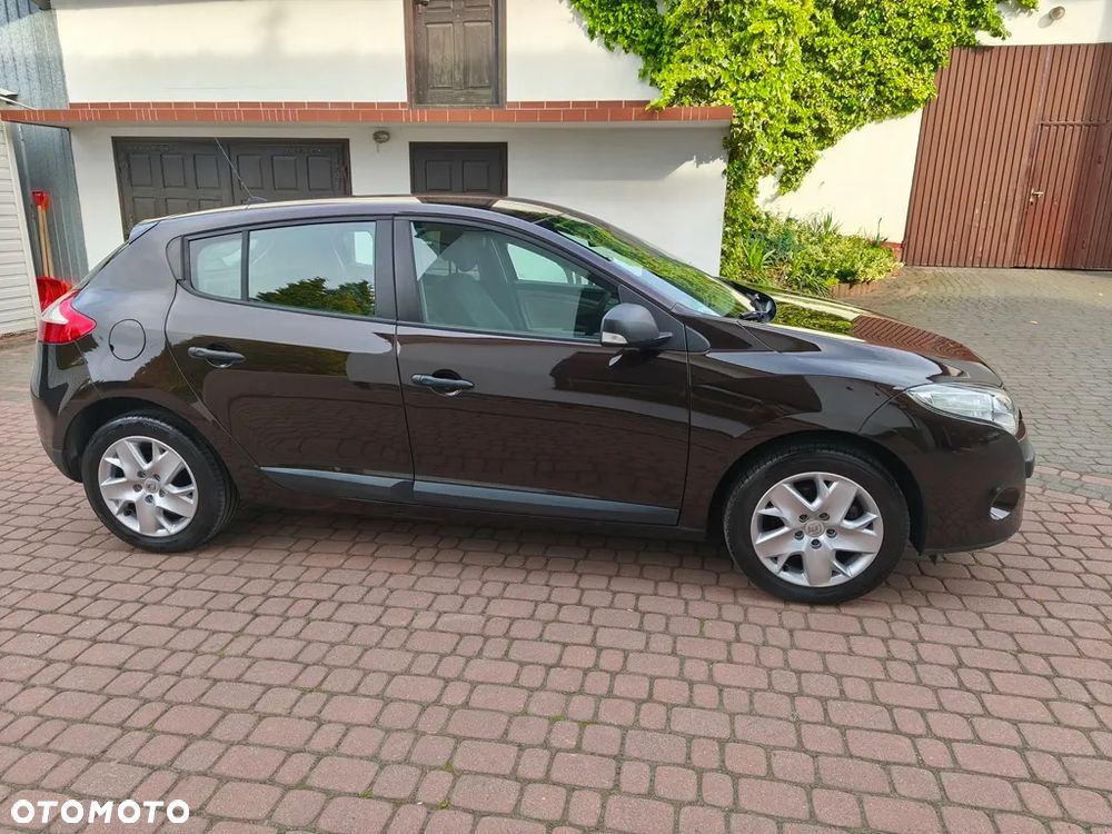 Renault Megane 1.6 16V 100 TomTom Edition - 9