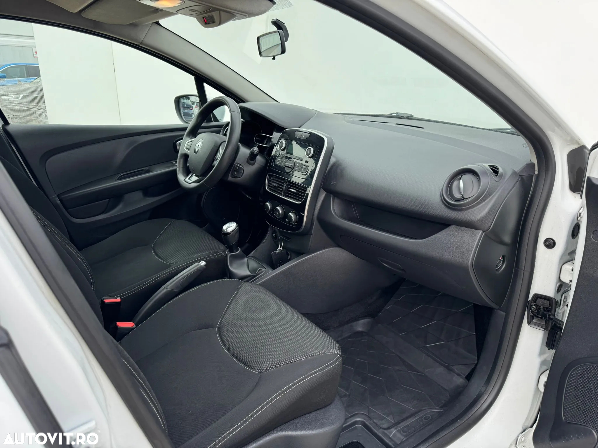 Renault Clio IV dCi Energy Life - 18