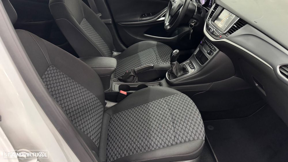 Opel Astra 1.5 D Design & Tech S/S - 27