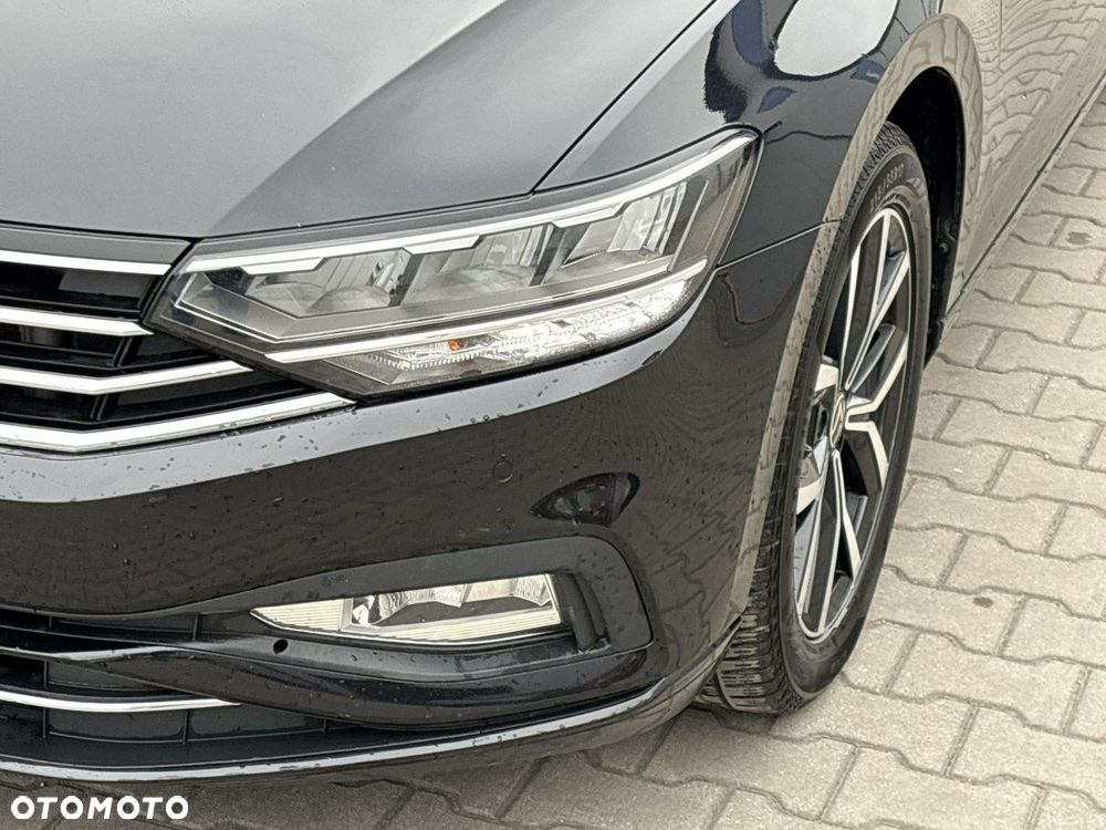 Volkswagen Passat - 9
