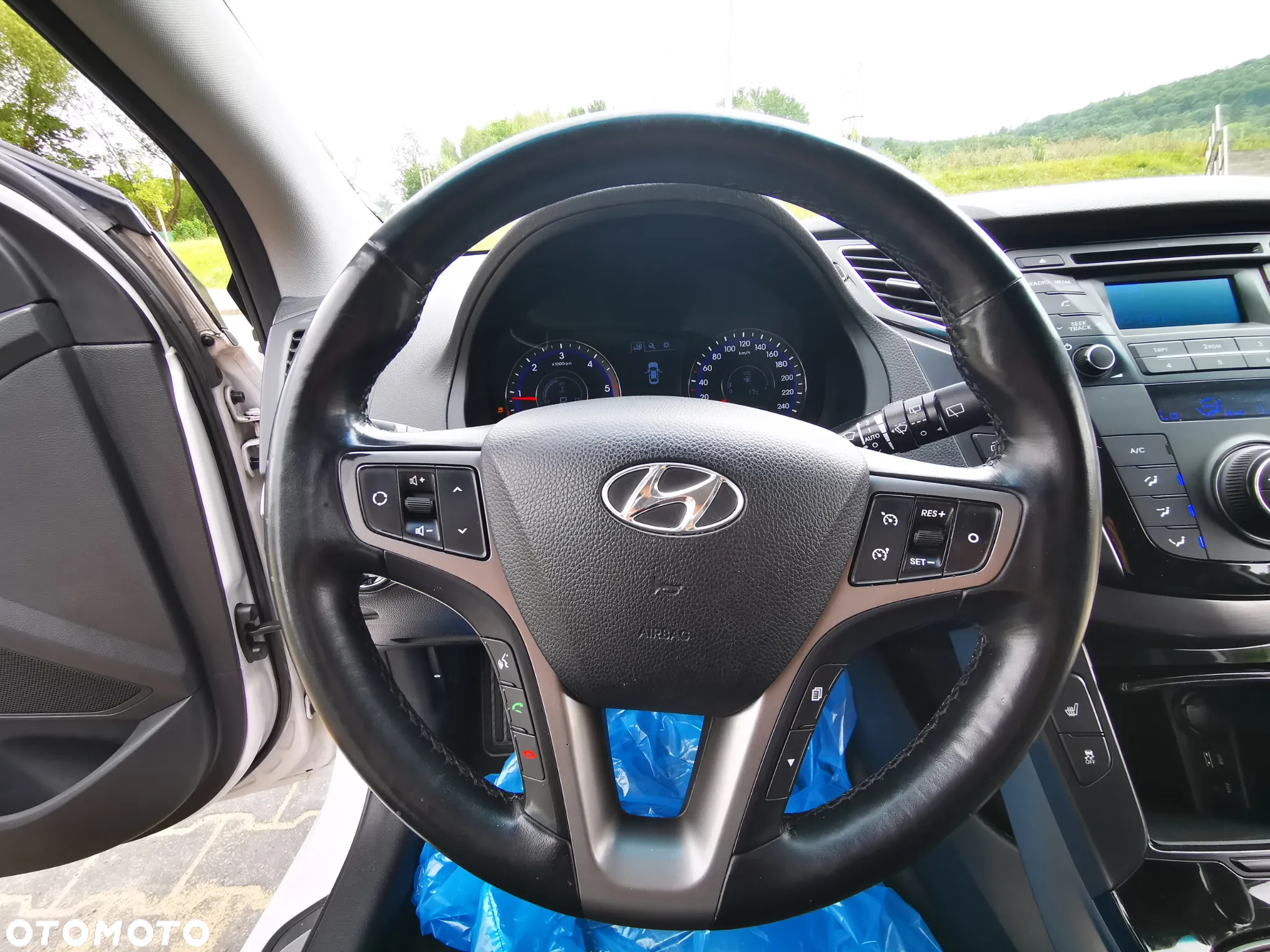 Hyundai i40 Kombi 1.7 CRDi DCT Premium - 25