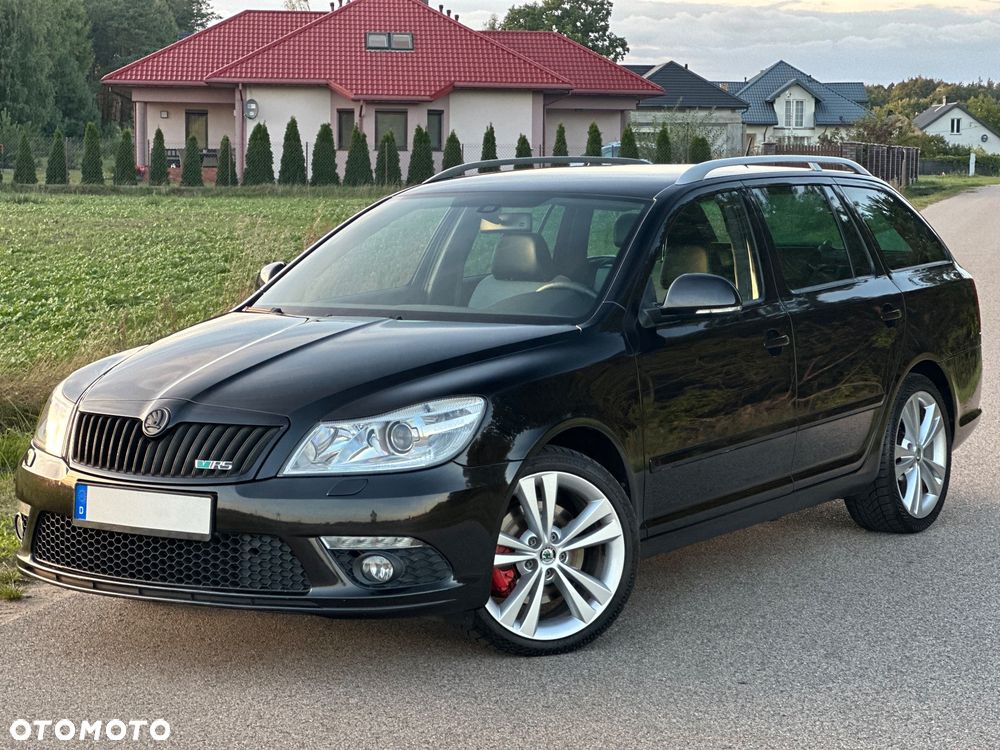Skoda Octavia 2.0 TDI CR DPF DSG RS - 2