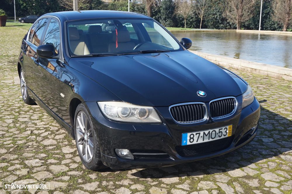 BMW 318 d Line Luxury - 14