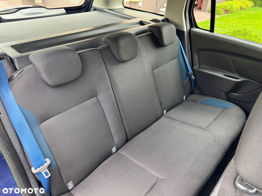 Dacia Logan TCe 90 Celebration - 15