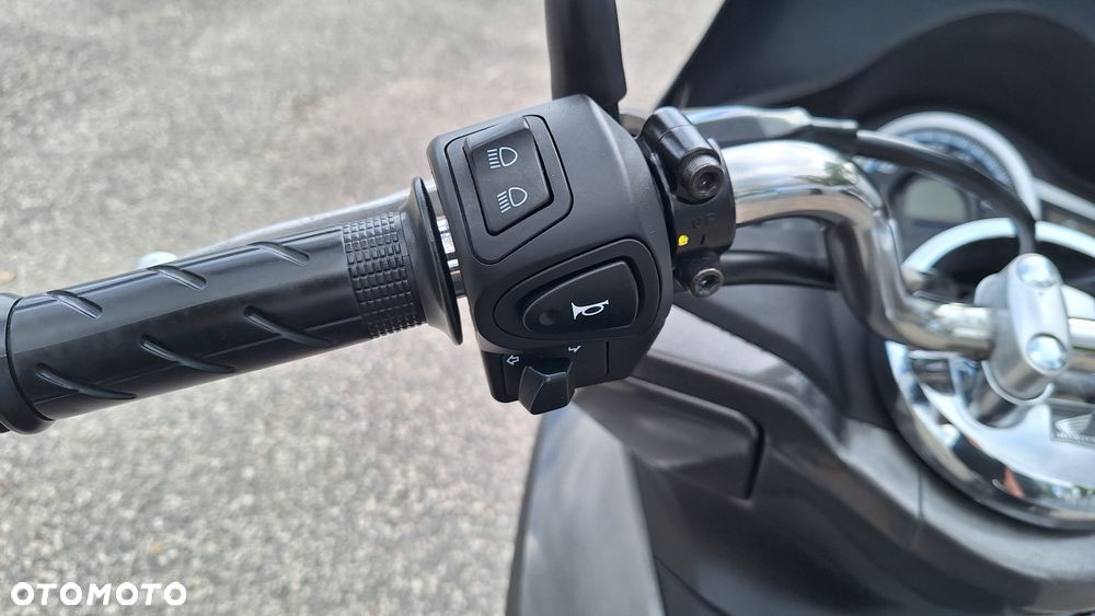 Honda PCX - 22