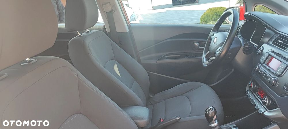 Kia Rio 1.4 Platinum Edition - 37
