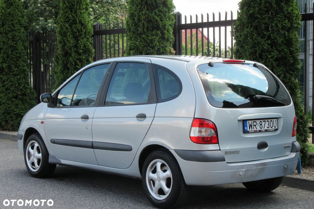 Renault Scenic 1.6 16V EXpression - 3