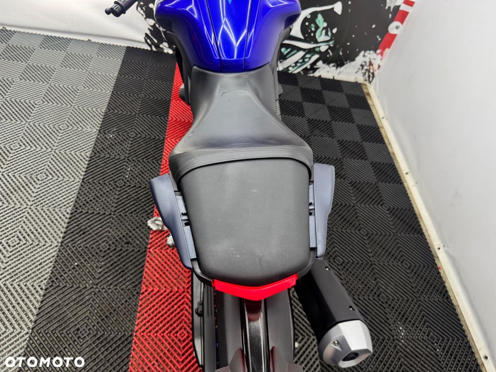 Yamaha MT - 21