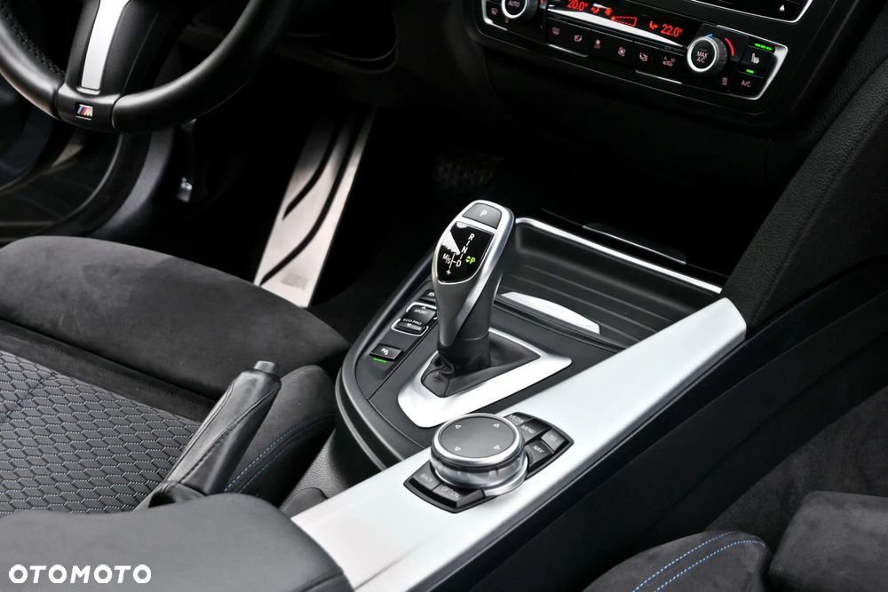 BMW 3GT 320d Sport-Aut Sport Line - 26