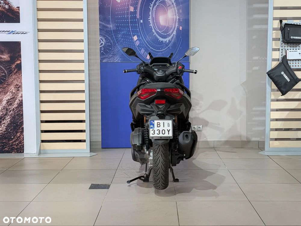 Yamaha X-max - 4