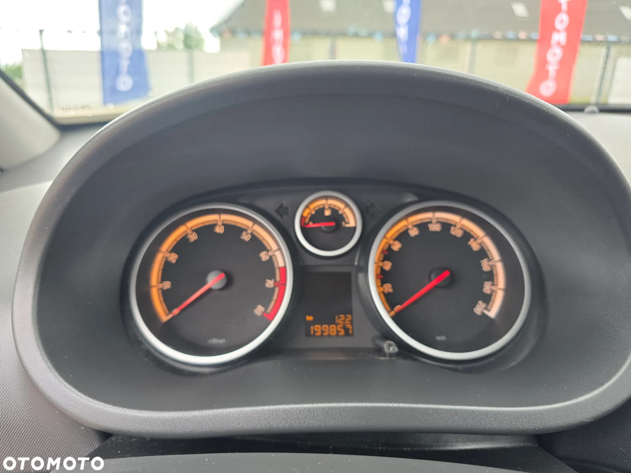 Opel Corsa 1.2 16V Enjoy - 21