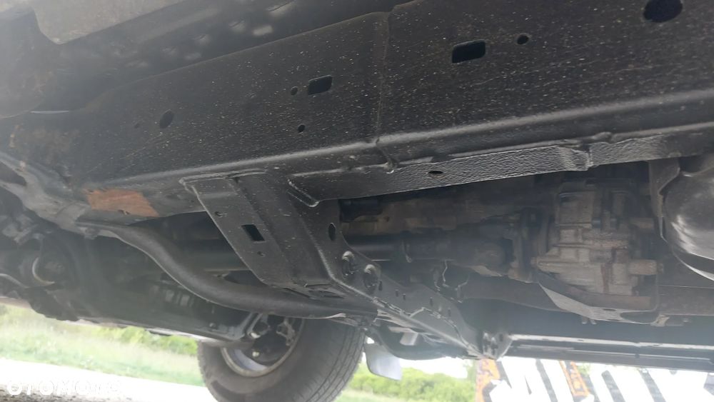 Toyota Land Cruiser 3.0 D Luna - 13