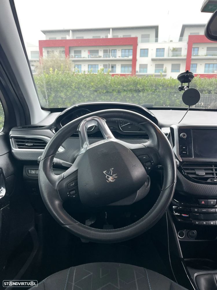 Peugeot 2008 PureTech 82 Style - 19