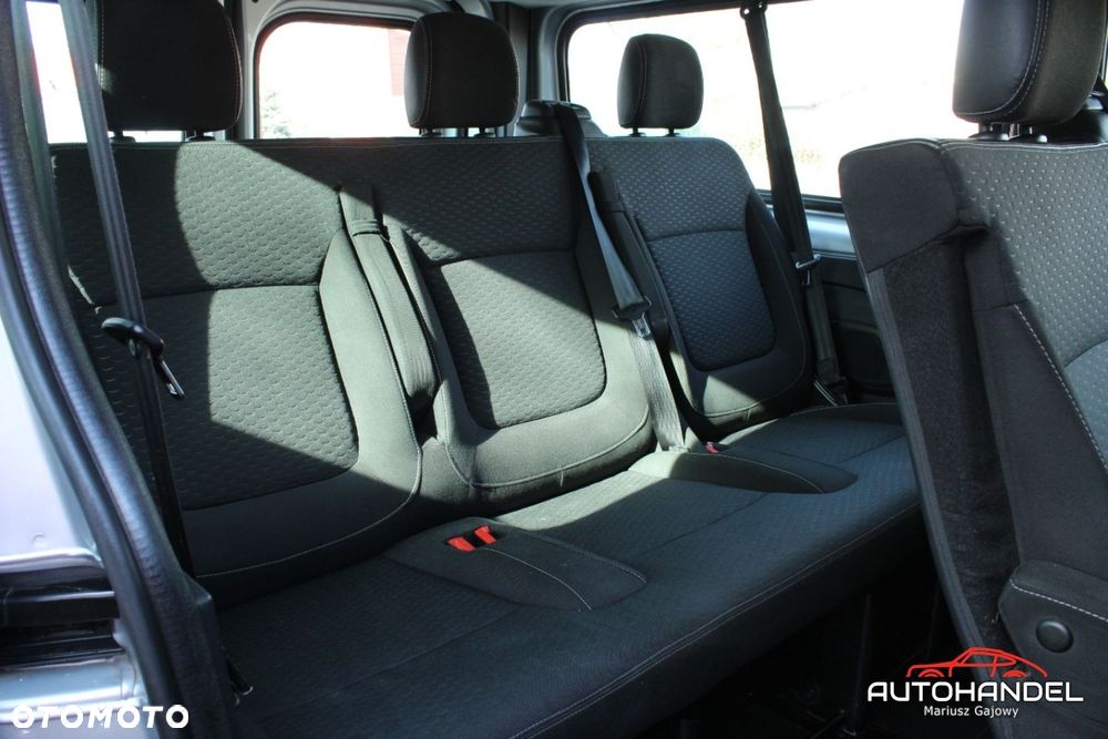 Opel Vivaro - 16