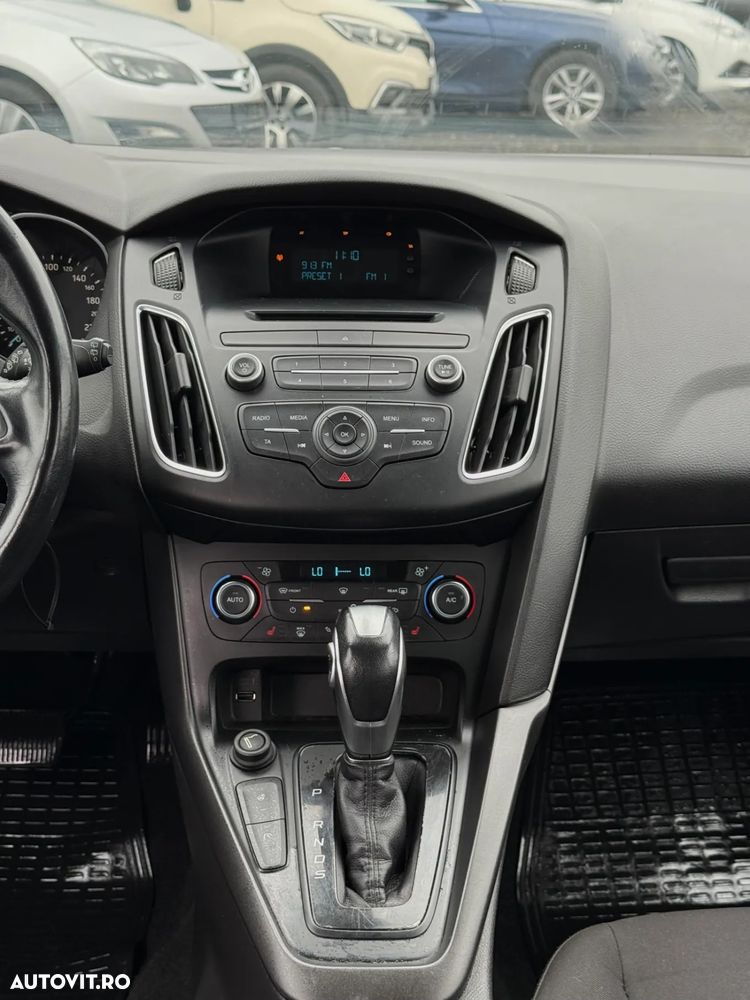 Ford Focus 1.0 EcoBoost Active Business - 8