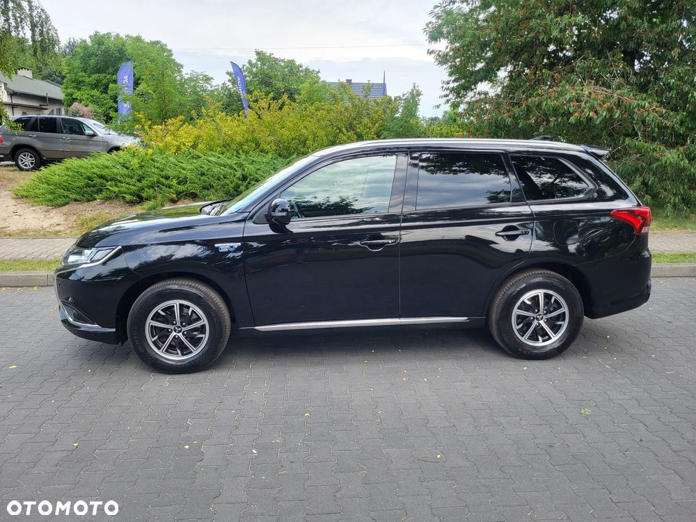 Mitsubishi Outlander 2.0 4WD Top - 12