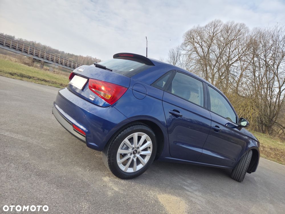 Audi A1 Sportback 1.0 TFSI ultra S tronic - 6