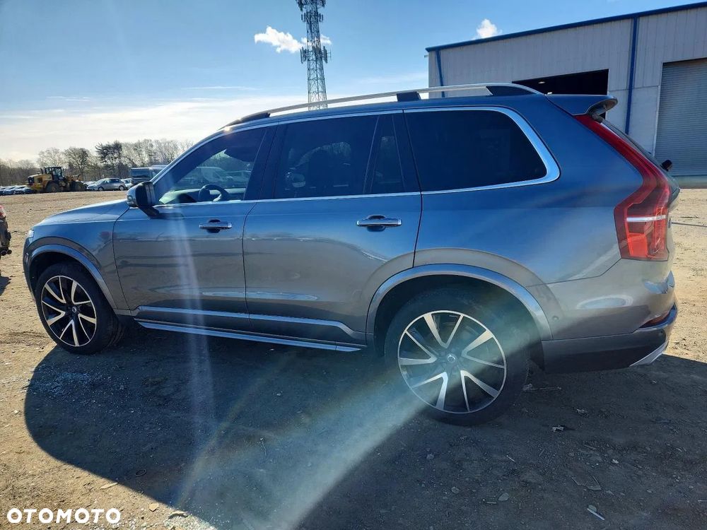 Volvo XC 90 T6 AWD Geartronic Momentum - 4