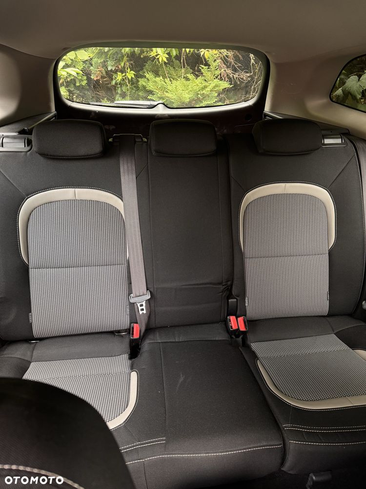 Kia Ceed - 5