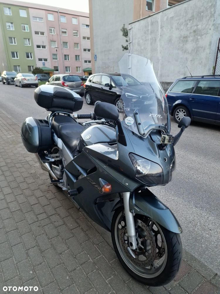 Yamaha FJR - 3