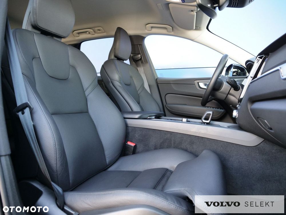 Volvo XC 60 - 30