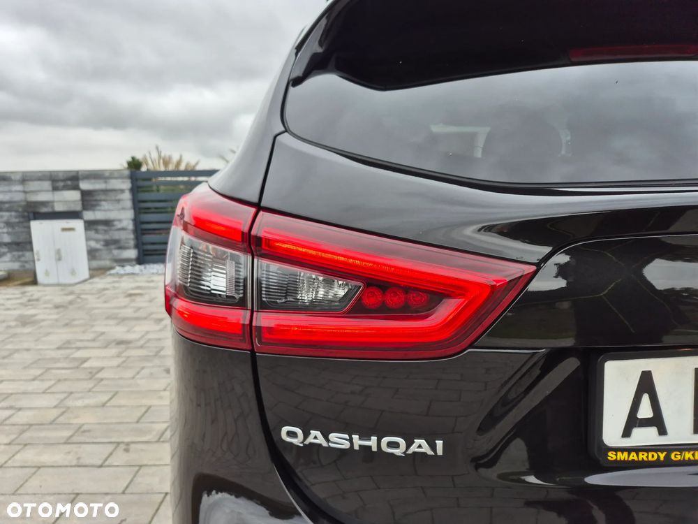 Nissan Qashqai 1.3 DIG-T N-CONNECTA - 29
