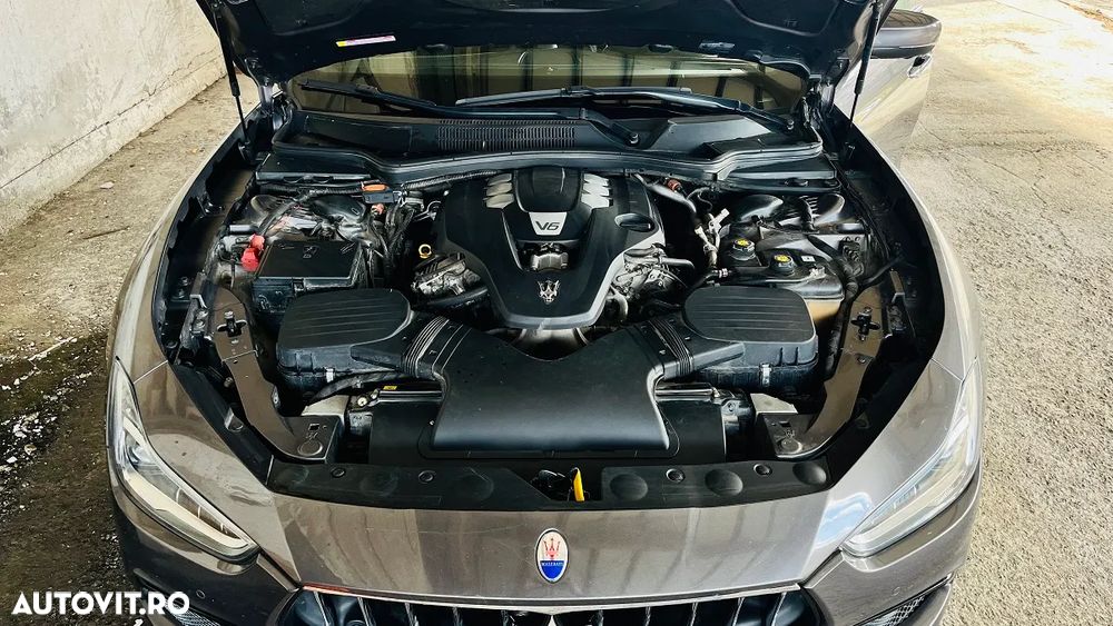 Maserati Ghibli GranSport - 26