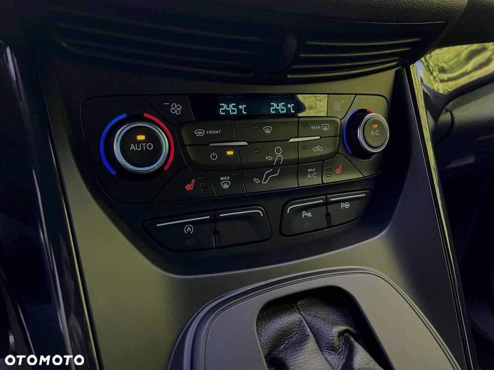 Ford Kuga 2.0 TDCi FWD ST-Line - 33