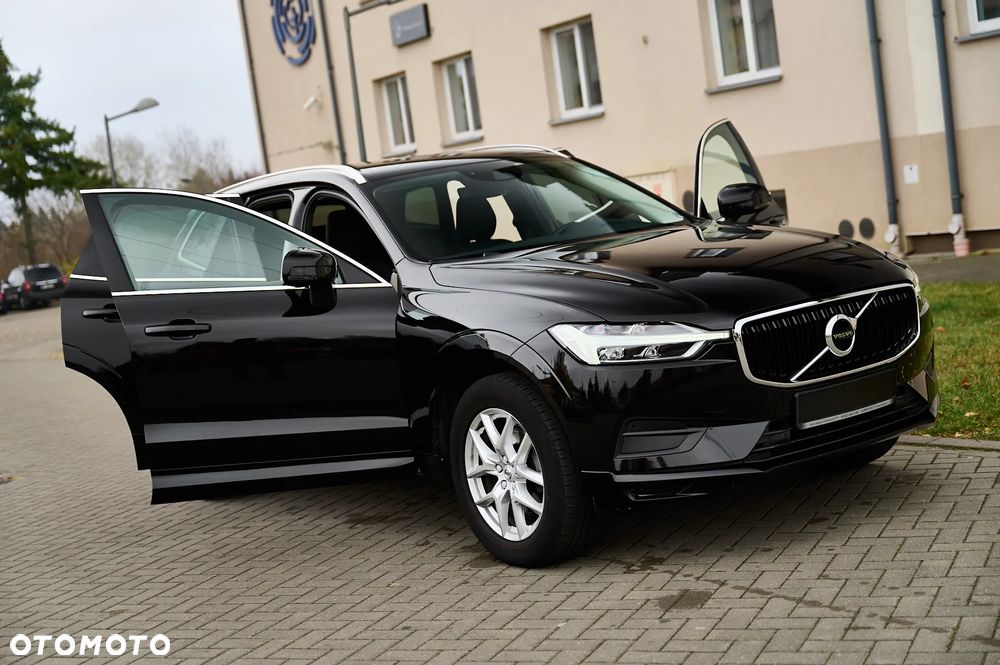 Volvo XC 60 D3 Momentum Pro - 24
