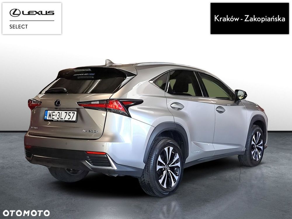 Lexus NX 300h F Impression AWD - 10