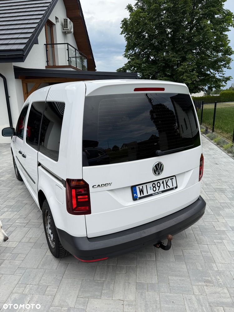 Volkswagen Caddy 2.0 TDI Comfortline - 12