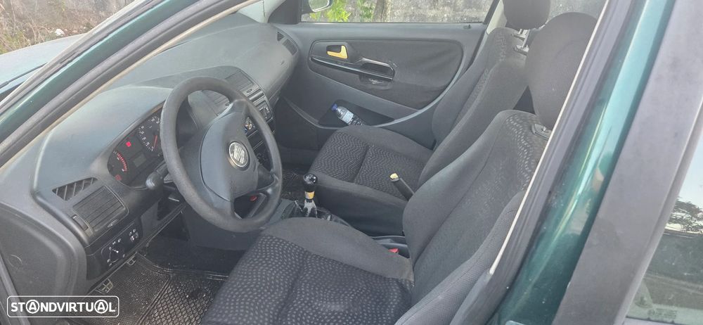 SEAT Cordoba 1.9 TDI Signo - 4