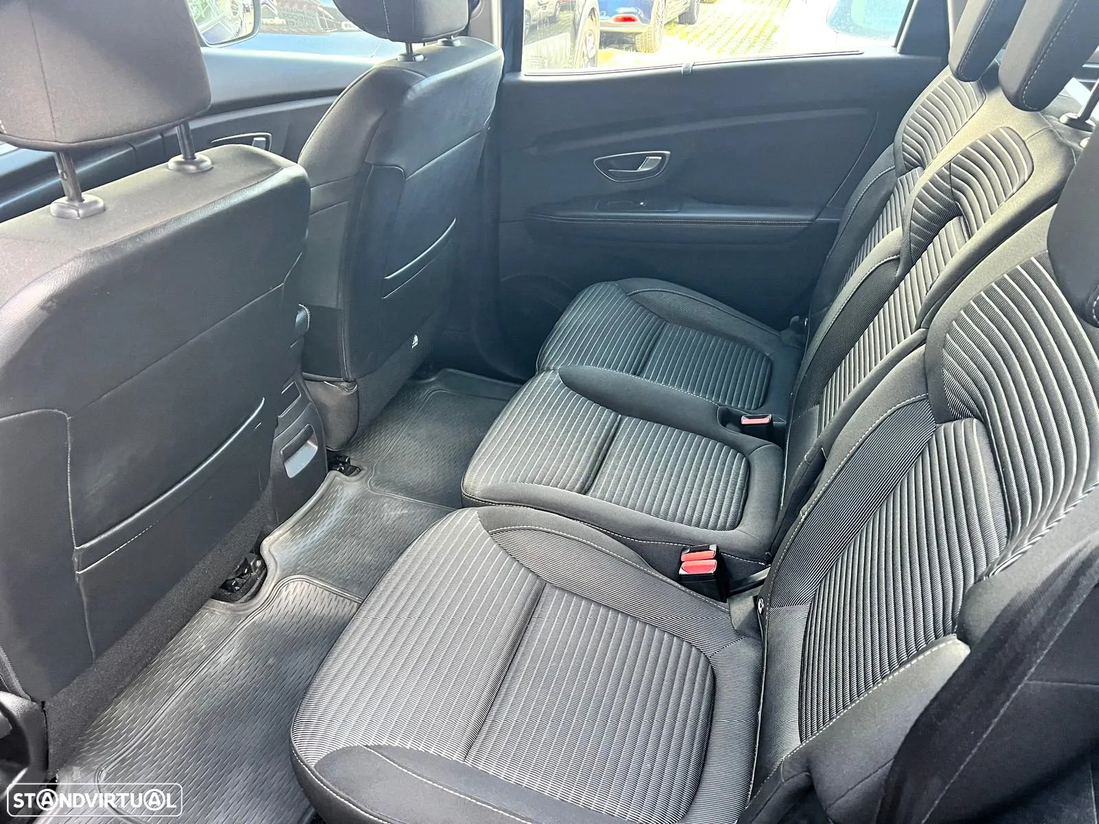 Renault Grand Scénic 1.5 dCi Expression SS - 13