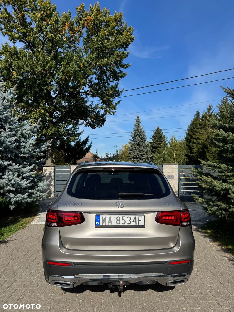 Mercedes-Benz GLC 300 4-Matic - 5