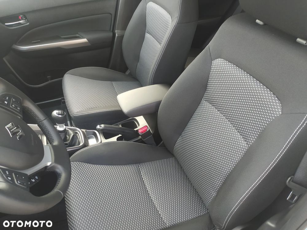 Suzuki Vitara 1.4 Boosterjet mHEV Premium Plus 2WD - 29