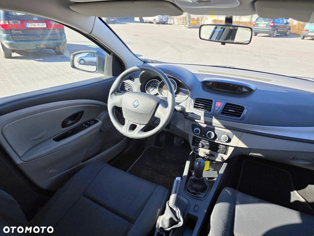 Renault Megane 1.6 16V 100 Authentique - 6