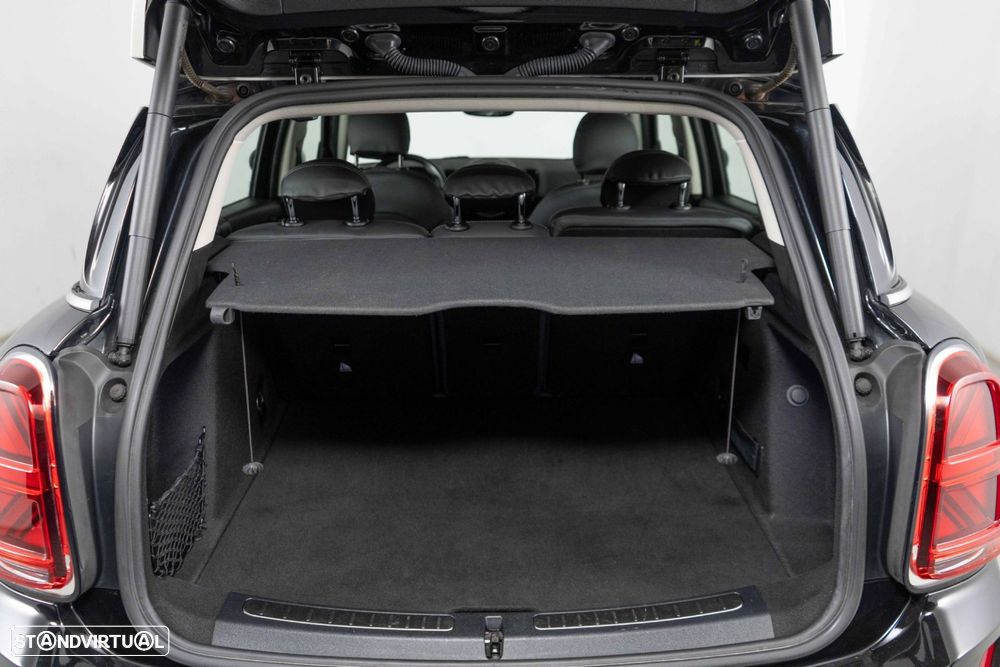 MINI Countryman Cooper SE ALL4 Auto - 11