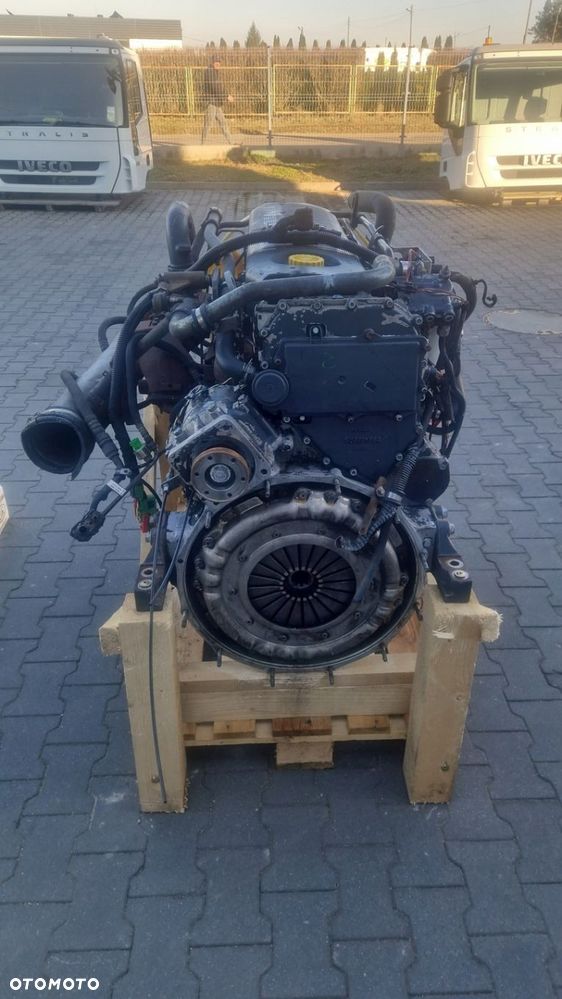 Silnik Engine Iveco Trakker Stralis Cursor 8 E4 / E5 F2BE3681C Pod PTO - 6