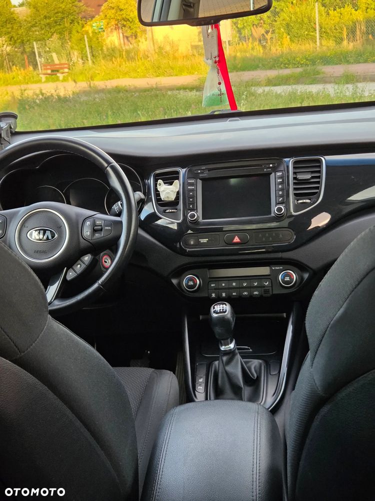 Kia Carens 1.6 GDI XL 7os - 8